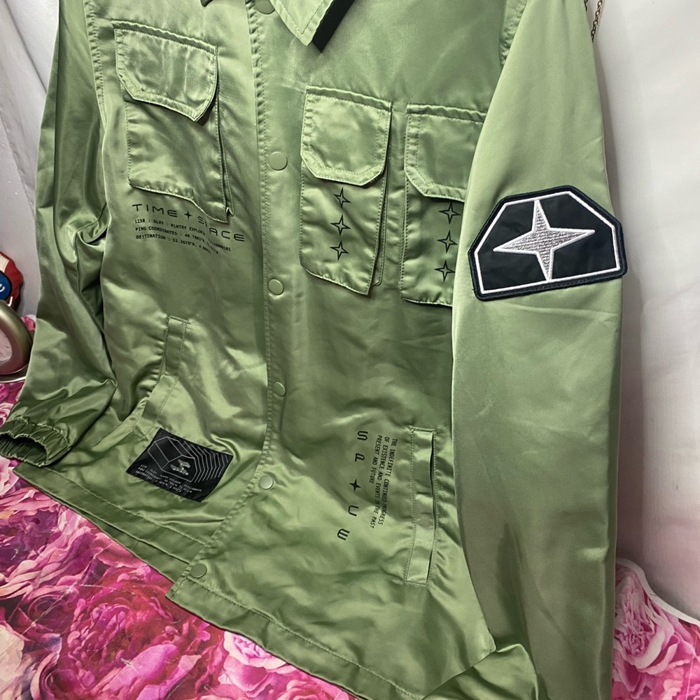 Time Space Green Jacket View 5